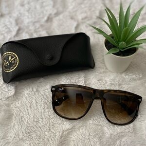 Ray-Ban RB4147 Tortoise Brown Oversized